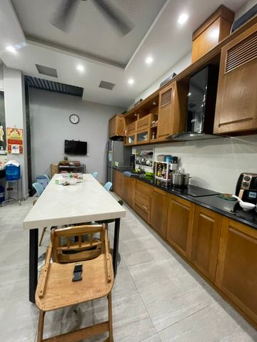 Bán nhà 1T1L 2 MT 237 Ngô Tất Tố DT:40m2 sát ngay Nguyễn Hữu Cảnh đối diện Saigon Pearl