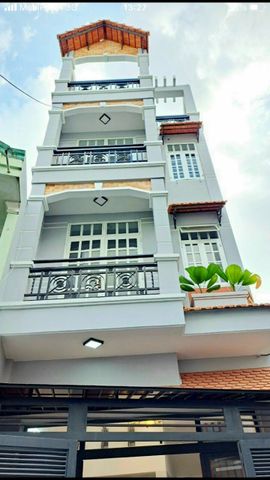 Cần bán nhà phố 4 tầng mặt tiền đường nội bộ Nguyễn Kiệm, 69m2, giá 10,5 tỷ (TL)