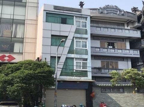 Bán nhà mt Lê Thị Hồng Gấm, Quận 1, gần Metro Bến Thành, dt 6,5m x 20m, trệt - 4 lầu, giá 65 tỷ tl