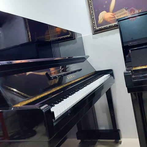 Piano Kawai KS1