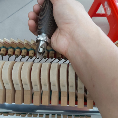 Dịch vụ Voicing Upright Piano