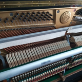 Piano Kawai BL31