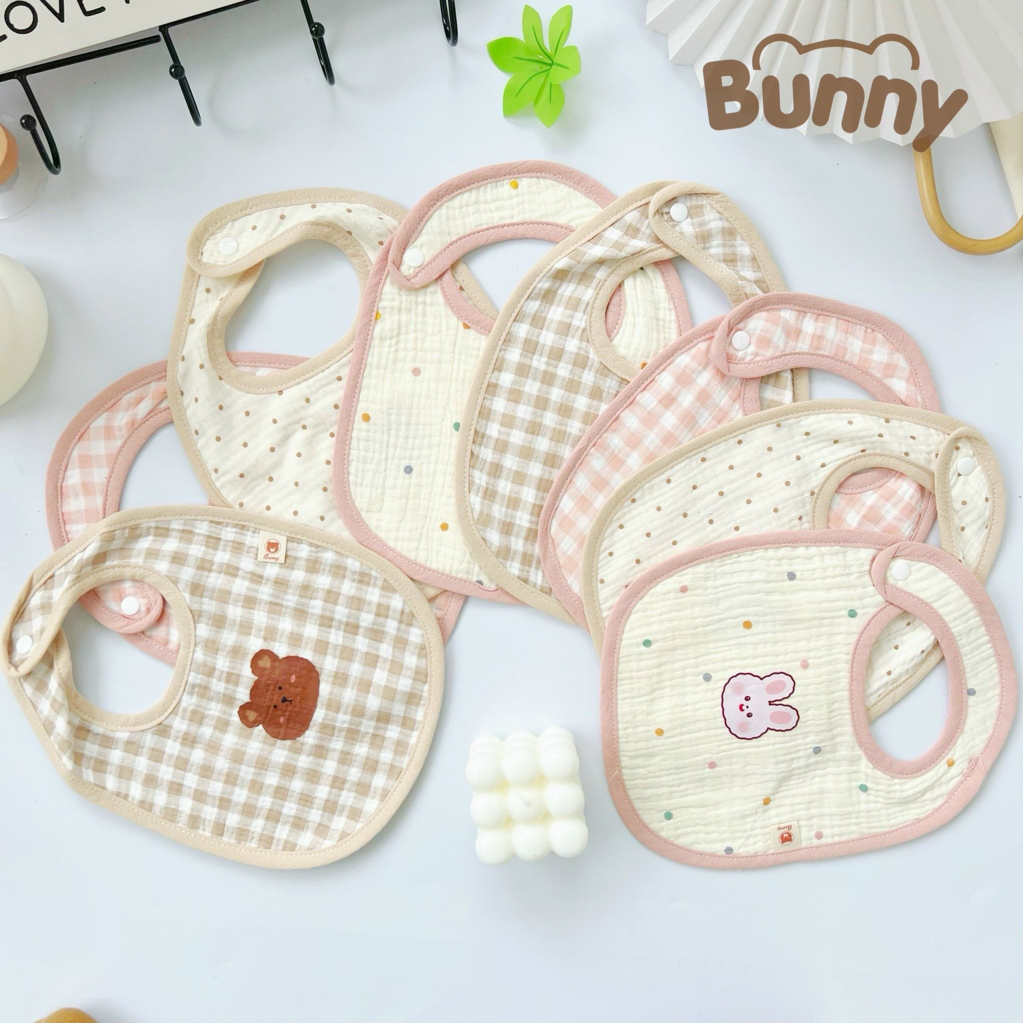  Yếm Vải Vuông Bunny (mới) 