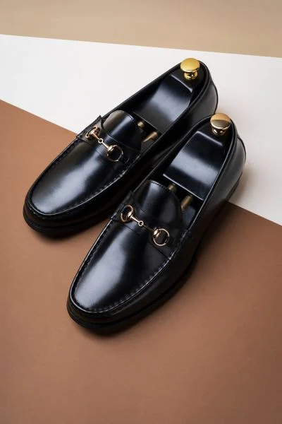  Giày đen lì tag vàng 585-301AD - 40 