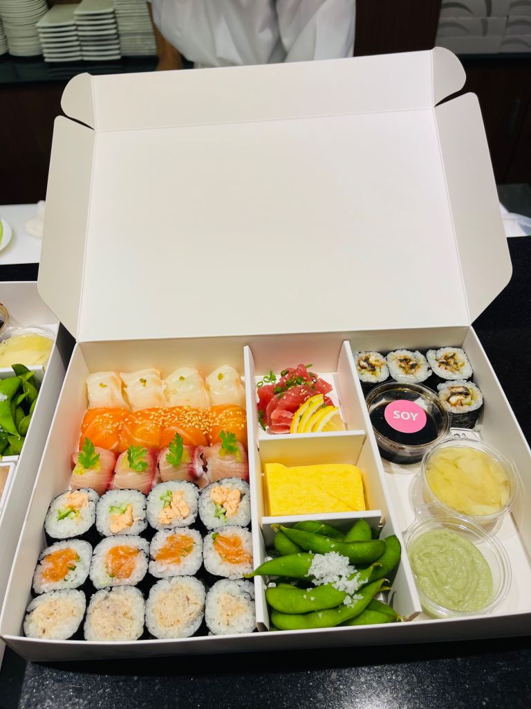 Sushi Box For 2 People Kasen Omakase