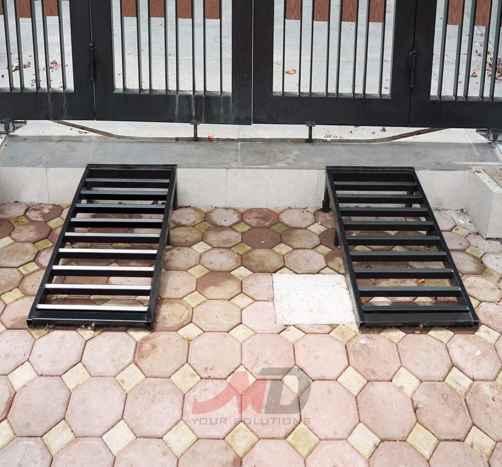 Cầu dốc ô tô cố định