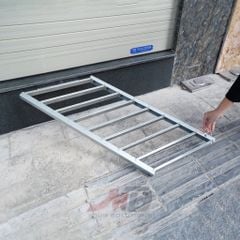 Cầu dắt xe máy thông minh gấp gọn