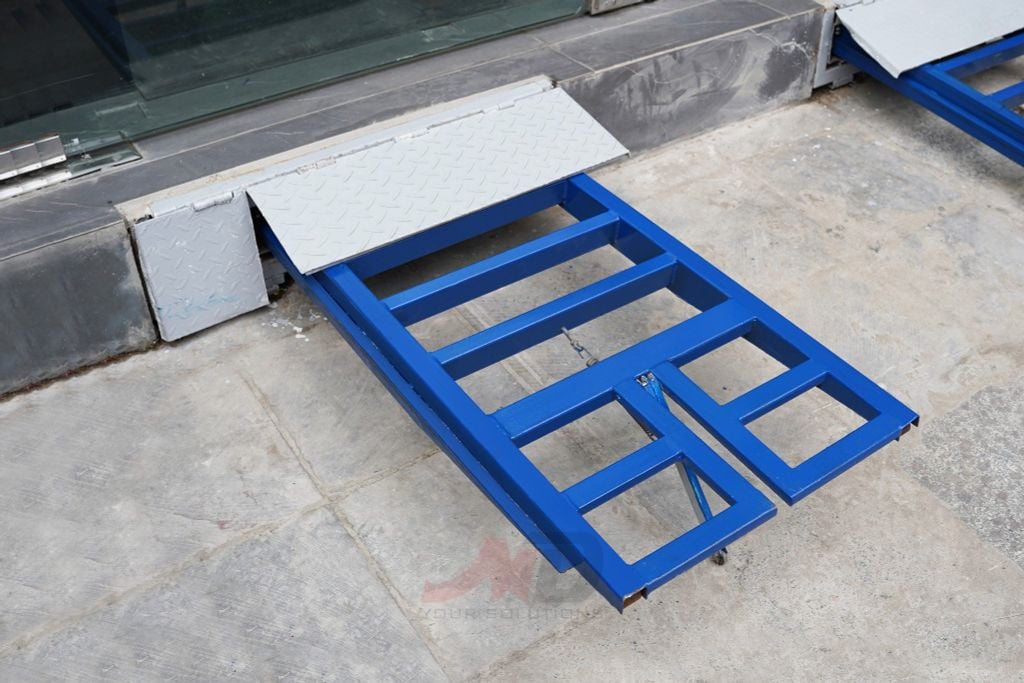 Cầu dốc ô tô tự động âm sàn dạng trượt