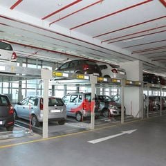 Hệ thống đỗ xe thông minh dạng xếp hình (Puzzle parking)