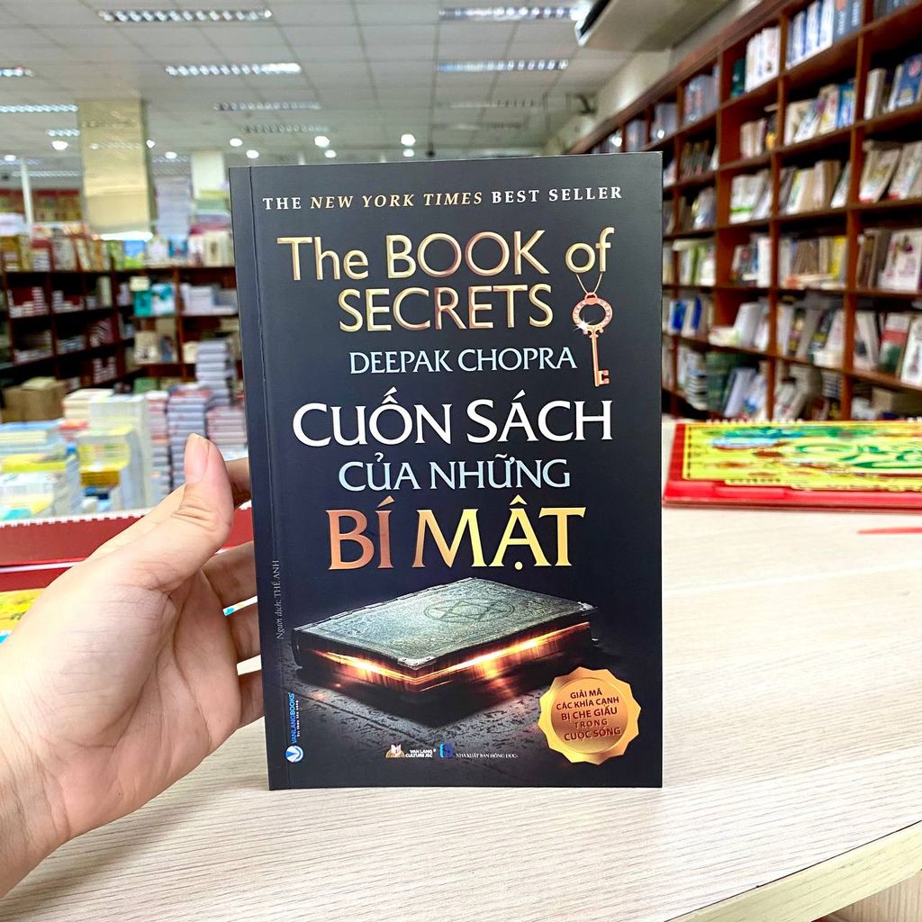 Cuốn Sách Của Những Bí Mật  (Tái Bản 2021) - Vanlangbooks