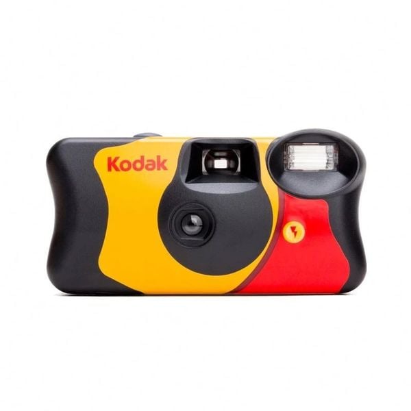 Kodak Funsaver ISO 800 - Máy ảnh film dùng 1 lần có flash