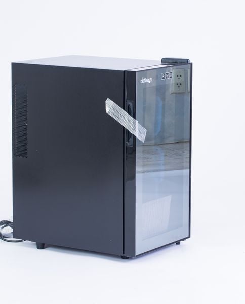 Tủ làm mát rượu Datkeys - Model JC-48SBPFW