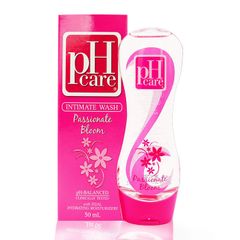 Dung dịch vệ sinh phụ nữ pH Care Passionate Bloom hoa hồng 150ml