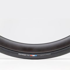 Vỏ xe Bontrager R3 Hard-Case Lite TLR Road