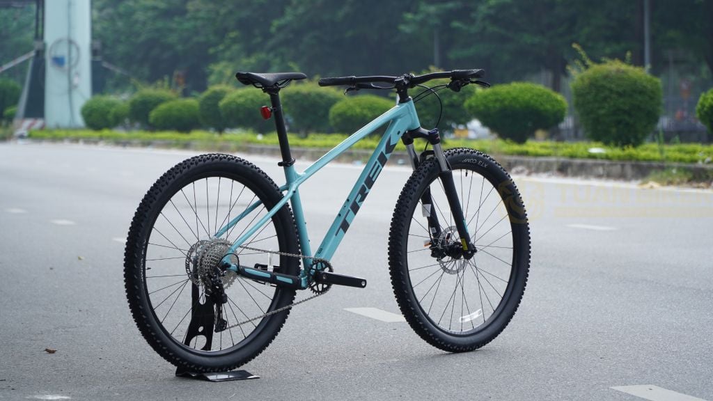TREK MARLIN 6 2023