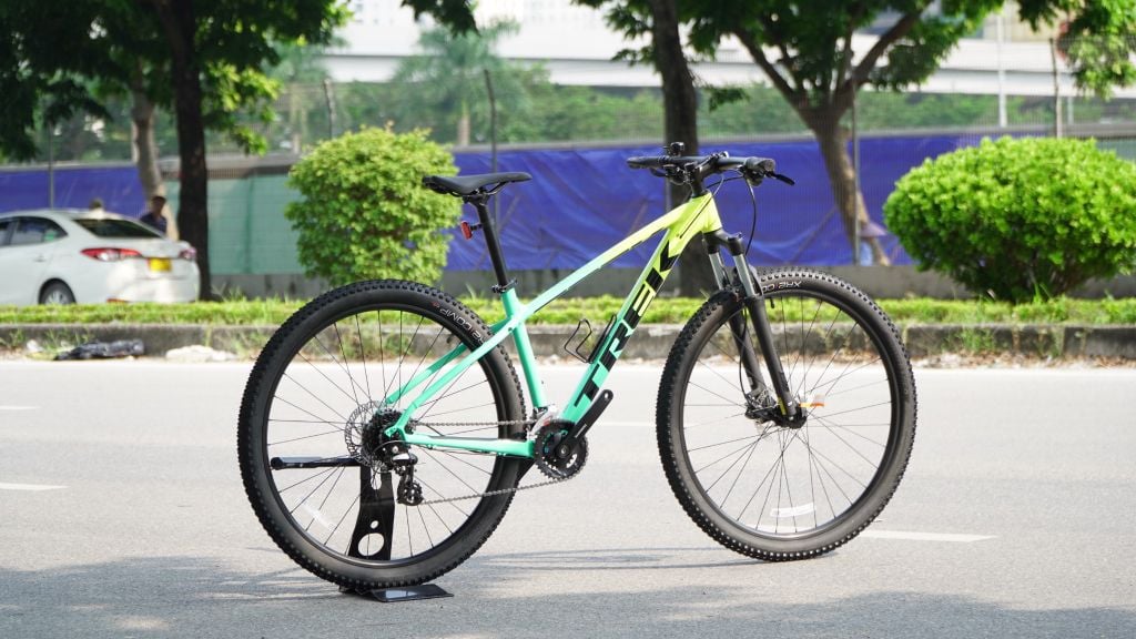 TREK MARLIN 5 2022