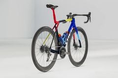 TREK MADONE SLR 7 AXS GEN 8