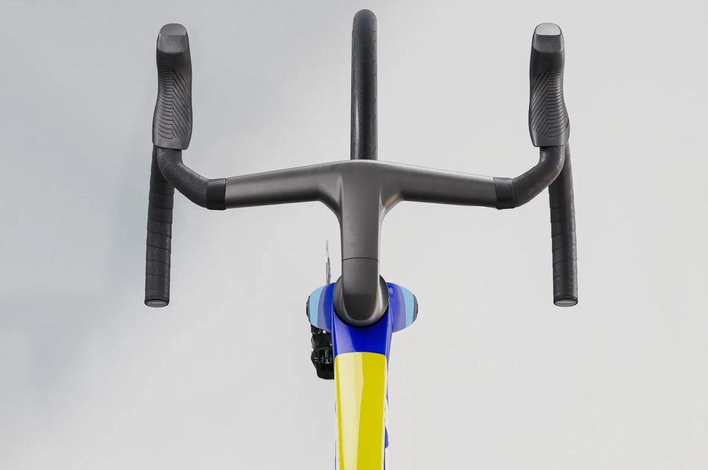 TREK MADONE SLR 7 AXS GEN 8