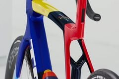 TREK MADONE SLR 7 AXS GEN 8