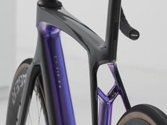 TREK MADONE SL7 GEN 8