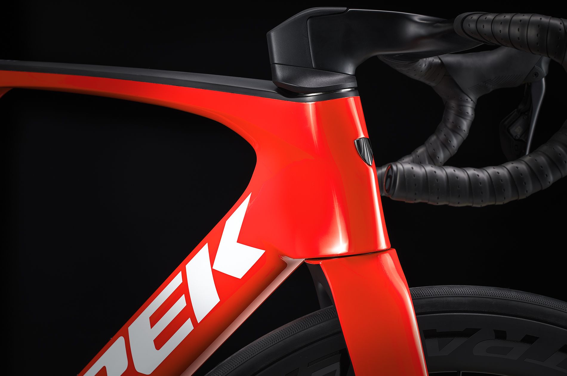  TREK MADONE SLR 7 [Gen 7] 