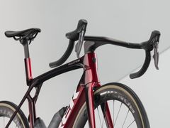 TREK MADONE SLR 7 AXS GEN 8
