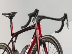 TREK MADONE SLR 9 AXS GEN 8