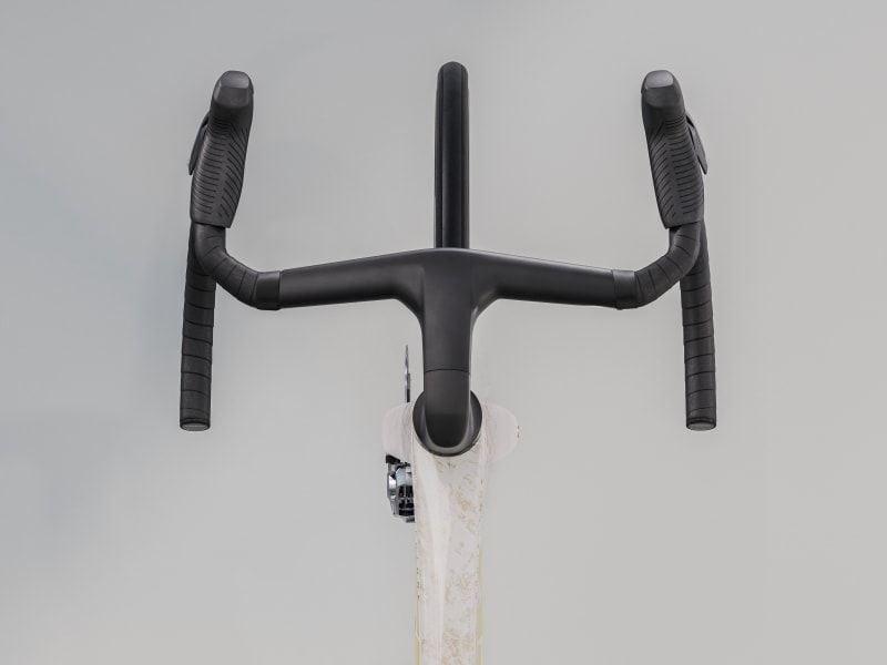 TREK MADONE SLR 9 AXS GEN 8