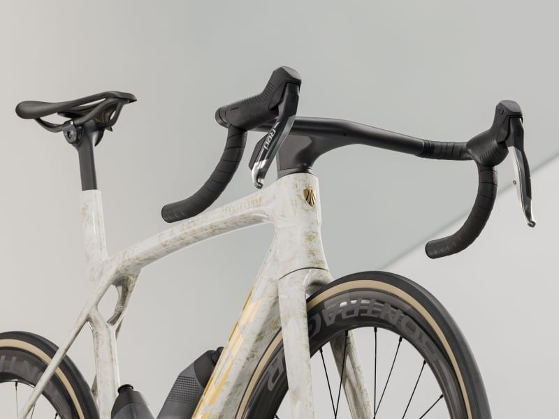  Trek Madone SLR 9 AXS [Gen 8] 