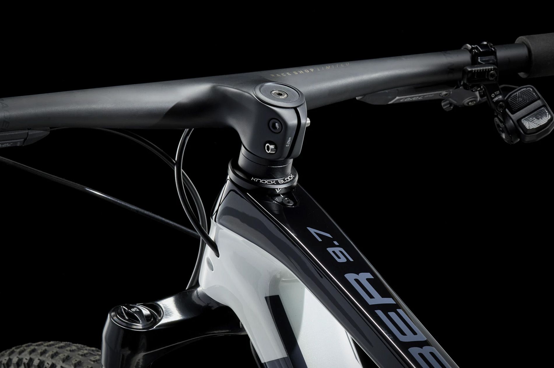  TREK PROCALIBER 9.7 2024 