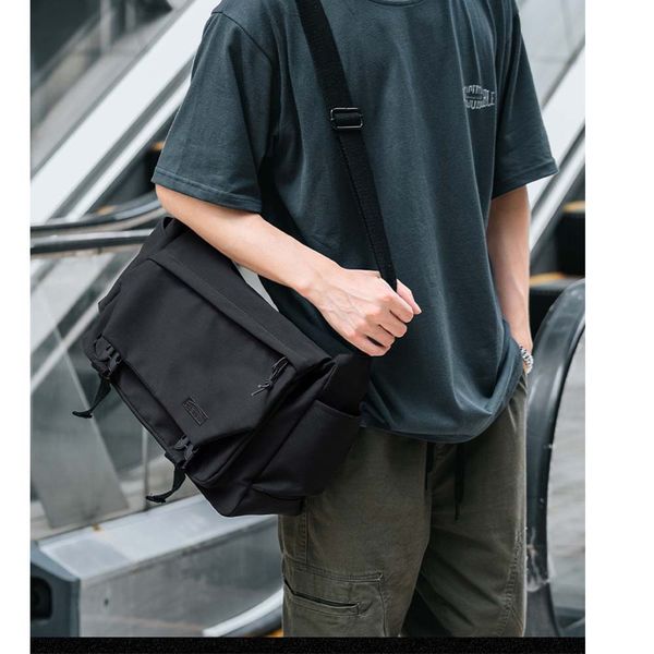 Cặp đi học cao cấp CHENNY CN051 thiết kế như túi đeo chéo đa năng nhiều ngăn tiện ích