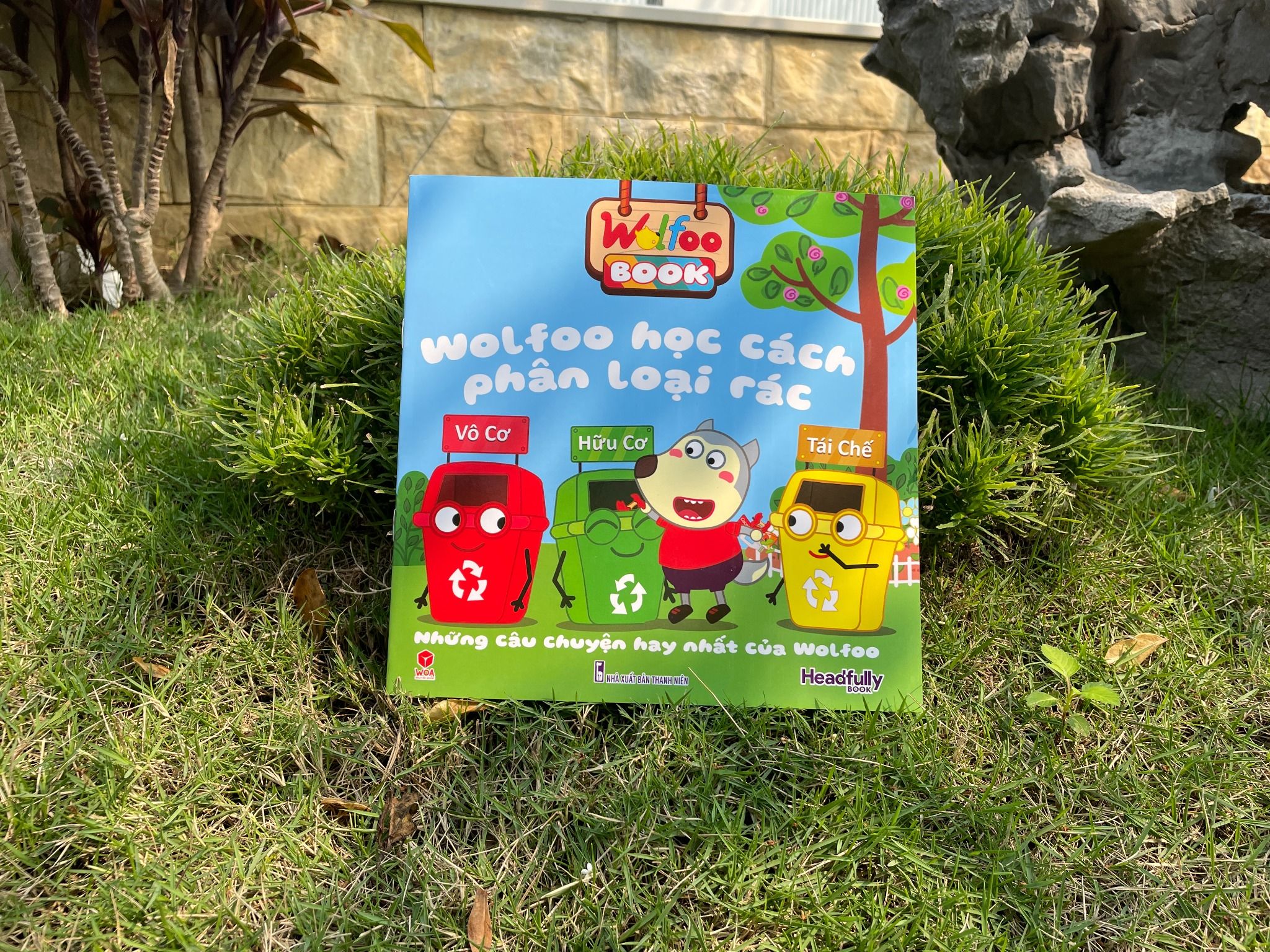 Wolfoo book - Wolfoo học cách phân loại rác – SOCCON toys & gifts