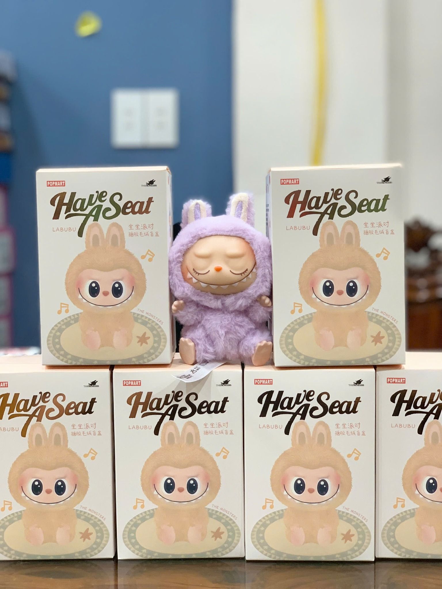  BLINDBOX LABUBU : Mô hình móc khóa labubu HAVE A SEAT version 2 ( giao ngẫu nhiên, đọc mô tả trước khi mua ) 