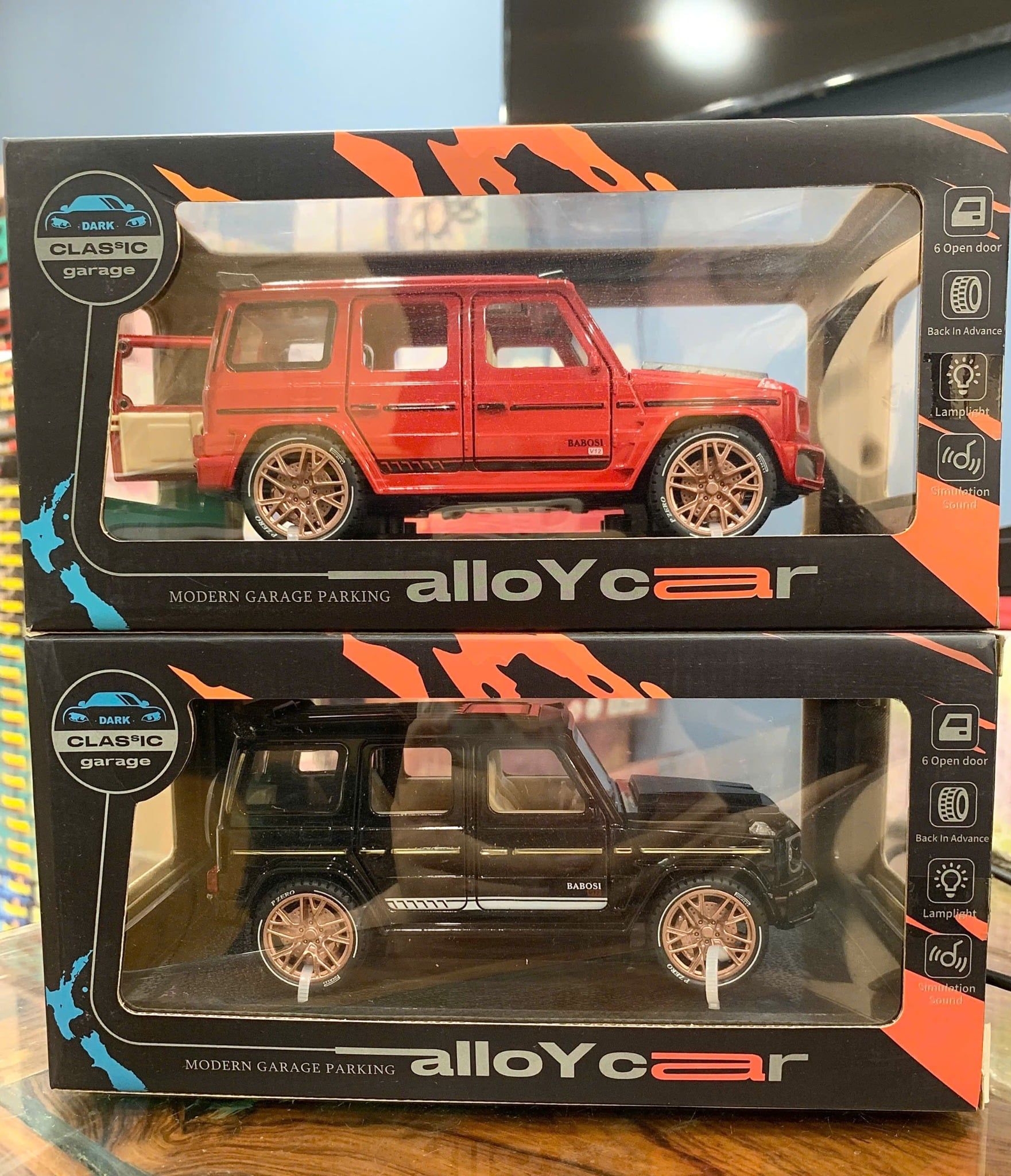  Xe mô hình SUV Mercedes G63 bằng hợp kim cao cấp 1:28 có pin (Đen, Đỏ) No. 2019-038 