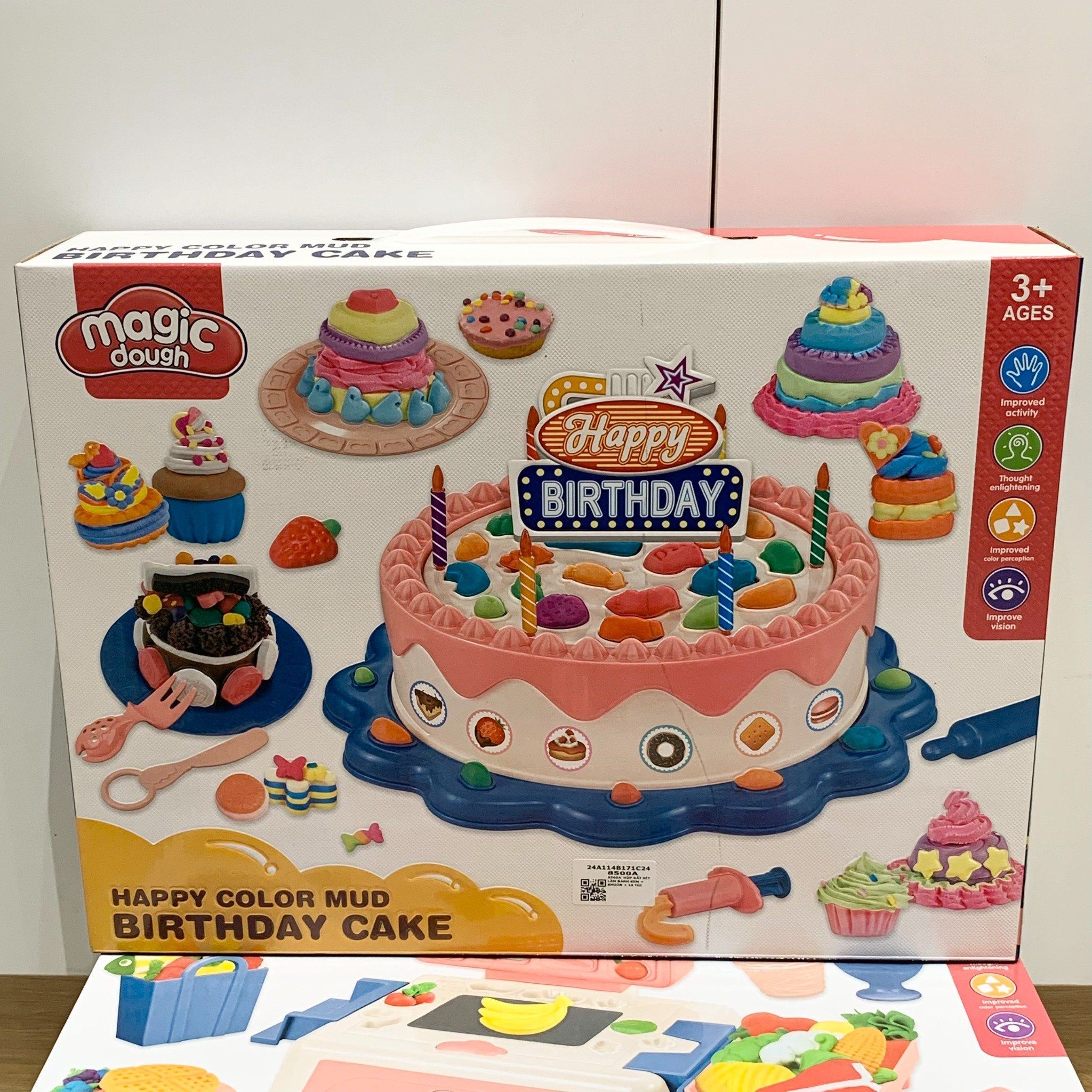  Hộp đất nặn MAGIC DOUGH: Khuôn Bánh sinh nhật (Happy Color Mud Birthday Cake), +3ages, No. 8500A 