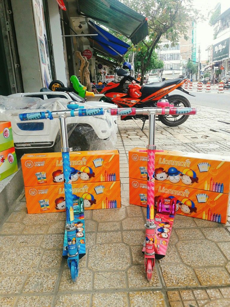  Xe trượt scooter lionman 2009A 