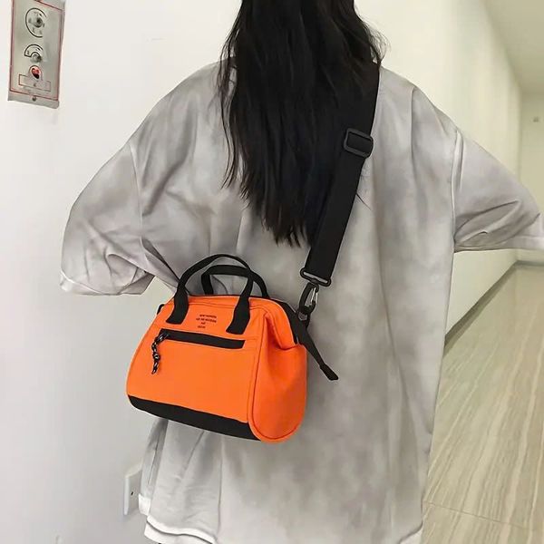 OEM ODM Custom Crossbody Bags – Lightweight Nylon - UMO TC561509