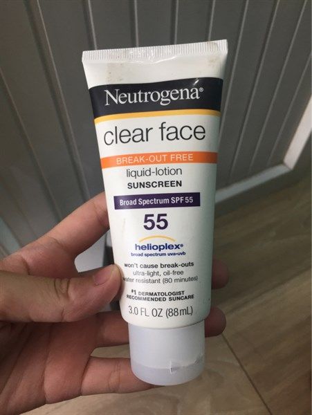  Kem Chống Nắng Neutrogena Clear Face Break Out Free Lotion SPF55 (88ml) 
