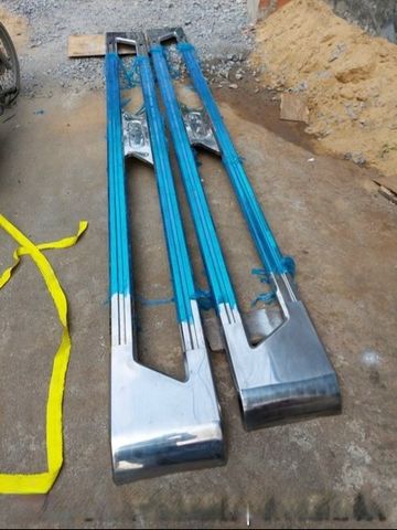  Cản hông xe tải loại tấm dập 