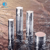  Bộ đựng mỹ phẩm nhựa màu gold và silver 