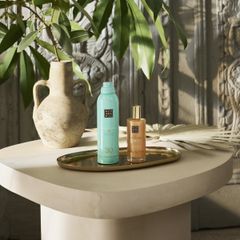 Gift set -  bộ đôi chống nắng và dầu dưỡng tinh chất ánh kim lotus & white tea soul shimmer body oil