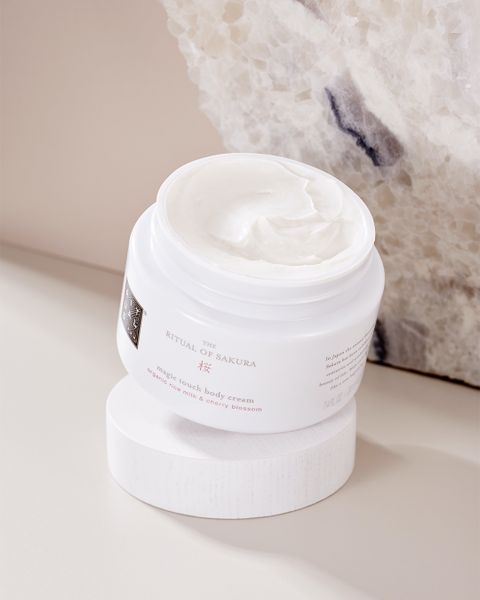 Kem dưỡng body The Rituals of Sakura Body cream 220ml