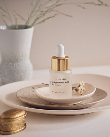 Tinh Chất dưỡng da The Rituals of Namaste Hyaluronic Acid Natural booster serum 20ml