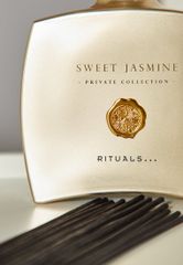 Tinh dầu tán hương SWEET JASMINE Ritual Private Collection Fragrance Sticks 450ml