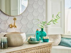 Muối tắm tẩy da chết Rituals Of Karma Body Scrub 300g