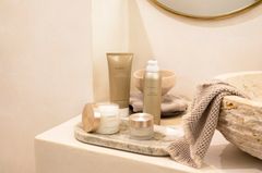 Keo xịt cố định tóc Rituals Vitamin E elixir hair collection Hairspray 75ml