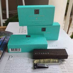 Sáp thơm ô tô The Rituals of Holy Lotus Karma Car Air freshener