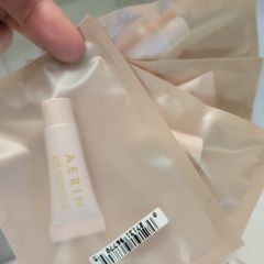 Son dưỡng môi Aerin Rose Lip Conditioner  Estee Lauder 3ml