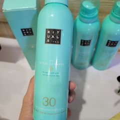 Chai xịt chông nắng Rituals Karma Sun Protection Milky Spray SPF30 200ml