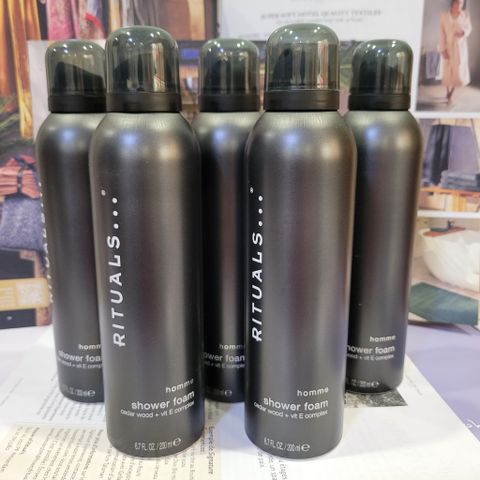 Sữa tắm tạo bọt The Rituals of Homme foaming shower gel 200ml